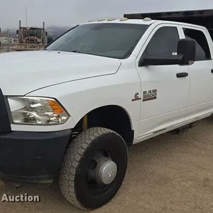 2014 Dodge Ram 3500 Crew Cab dump bed pickup truck
