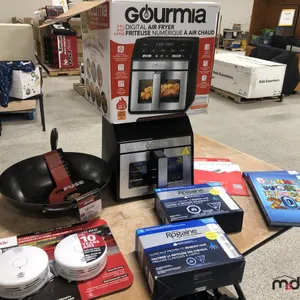 Air Fryer, WOK, Rogaine, Smoke Alarms and More
 UNRESERVED