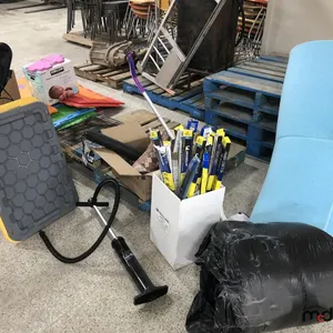 Pallet of Misc. Memory Foam Mattress Toppers, Wiper Blades, Foam Kids Play House and More
 UNRESERVED