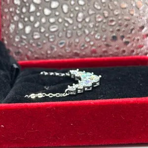 2.8ct Round Moissanite 7 Stones in a V Shape Pendant in 925 Silver Pendant