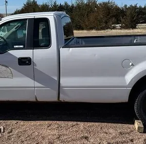 2007 Ford F150 XL pickup truck