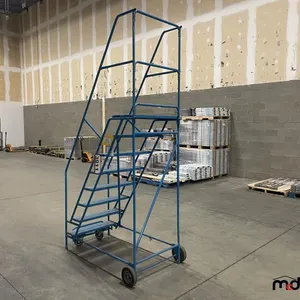 8' Rolling Gantry Stairs
 UNRESERVED