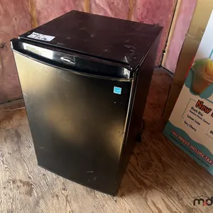 Danby Mini Fridge
 UNRESERVED