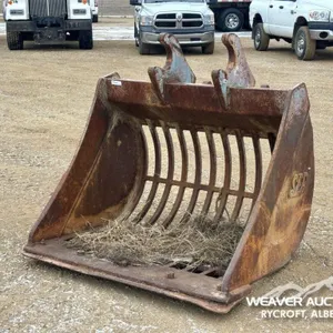 52 IN. SCALPING/SCREENING EXCAVATOR BUCKET