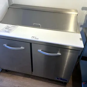 Ikon 2-Door Prep Table
 UNRESERVED