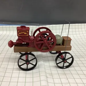 CAST ERTL JOHN DEERE WATERLOO BOY 2HP STATIONARY ENGINE