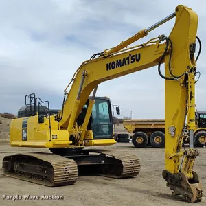 2018 Komatsu PC240LC-11 excavator