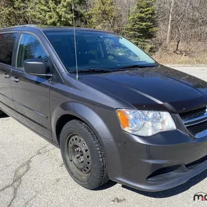 2017 Dodge Grand Caravan
 UNRESERVED