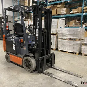 2011 Toyota 8FBCU25 Forklift (Charger Included)
 UNRESERVED