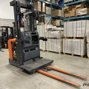 2016 Toyota 7BPUE15 Forklift (Charger Included)
 UNRESERVED