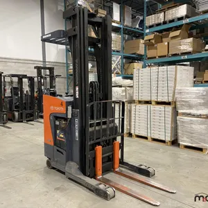 2007 Toyota 8RH 8BRU18 Forklift (Charger Included)
 UNRESERVED