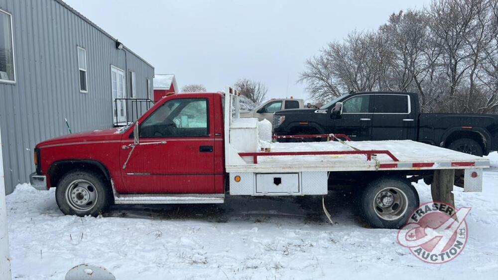 1995 GMC 3500 Dually 2wd truck with 10’ flat deck, 060,122kms showing, VIN# 1GDJC34KXSE545200, OWNER: LINDSAY SAKINA, SELLER: FRASER AUCTION SERVICE _______________________________________