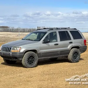 2001 JEEP GRAND CHEROKEE LAREDO SUV