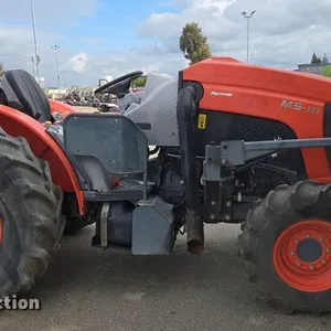 Kubota M5N-111 MFWD tractor
