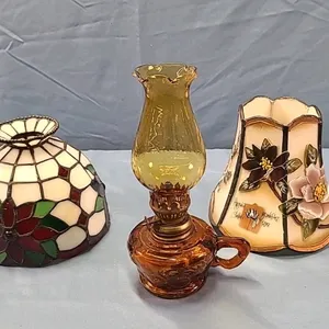 Amber Repro Finger Lamp & 2 Leaded Glass Style Lamp Shades