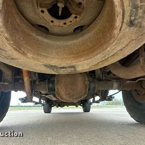2006 Ford F250 Super Duty Lariat Crew Cab pickup truck