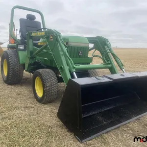 1986 John Deere 855 Compact Utility Tractor
 UNRESERVED