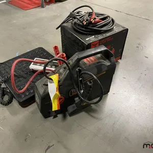 Scale, Booster Pack & Battery Charger 
 UNRESERVED