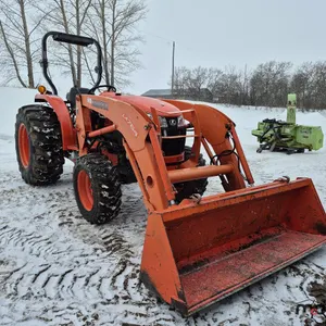 2012 Kubota L4600 Tractor w/ LA764 Loader and Mahindra Adapter
 UNRESERVED