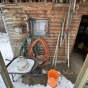 Misc. Garden Tools & Ladders
 UNRESERVED