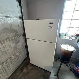Refrigerator
 UNRESERVED