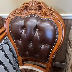 (2) Chairs & Chair Parts
 UNRESERVED