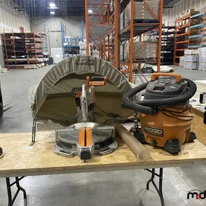 Ridgid Miter Saw w/ Dust Collection Vacuum
 UNRESERVED