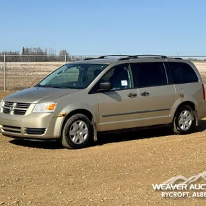 2010 DODGE CARAVAN VAN