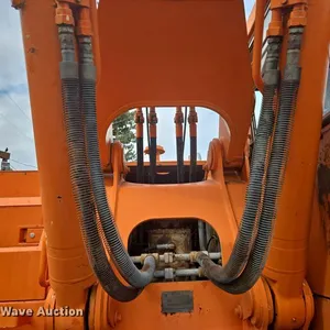 Hitachi UH-181 excavator