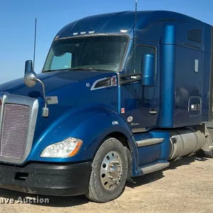 2020 Kenworth T680 semi truck