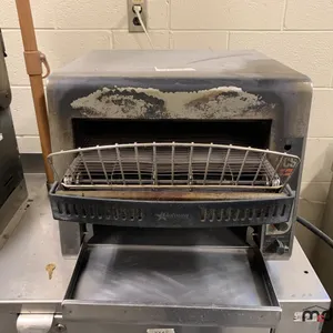 Holman Conveyor Toaster Oven
 UNRESERVED