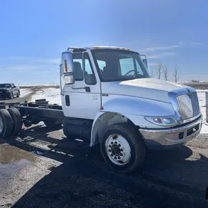2004 International 4300 Cab and Chassis
 UNRESERVED