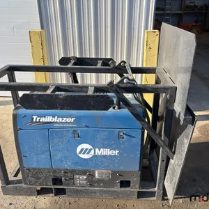Miller Trailblazer 325 Welder Generator w/ Skid
 UNRESERVED