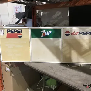 Vintage Pepsi/7UP Light-Up Menu Board
 UNRESERVED