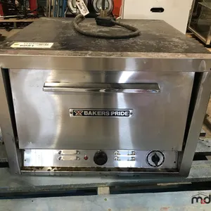 Bakers Pride P-22 Oven
 UNRESERVED