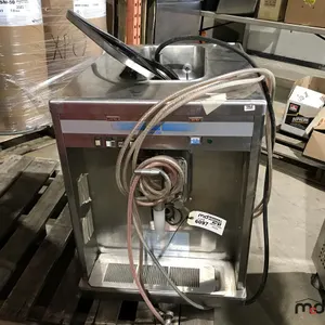 Taylor 62-27 4-Flavour Shake Machine
 UNRESERVED