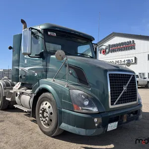 2009 Volvo T/A Semi Truck