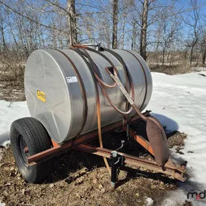 Golden Arrow 200-Gallon Sprayer Tank on Cart 
 UNRESERVED