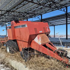 2007 Case 8590 Baler w/ Platform
 UNRESERVED
