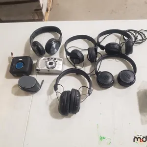 Box of Headphones, Bluetooth Speaker & Misc.
 UNRESERVED