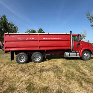 2002 IH 9200 T/A Grain Truck