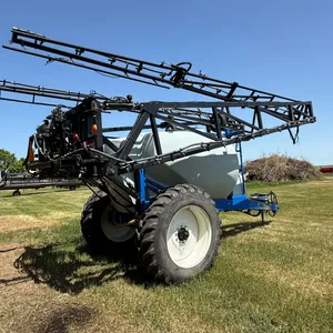 2008 100' NH Flexicoil SF216 Sprayer