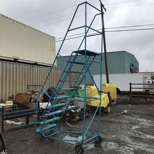 Rolling Step Ladder
 UNRESERVED