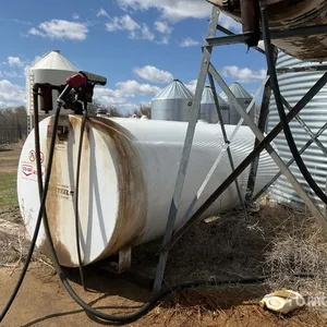 2016 Westeel 1000 gal Skid Mounted Steel Diesel Fuel Tank