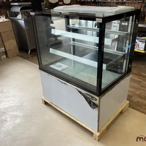 Kool It KBF-38 Refrigerated Flat Glass Display Case 
 UNRESERVED