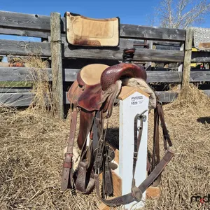 15" Western Saddle w/ Blanket
 UNRESERVED