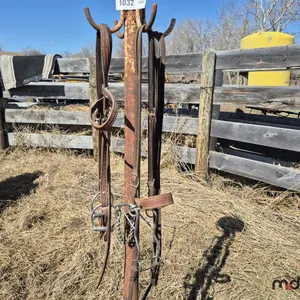 (2) Bridles w/ Reins
 UNRESERVED