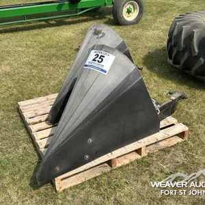 SPRAYER CROP DIVIDERS