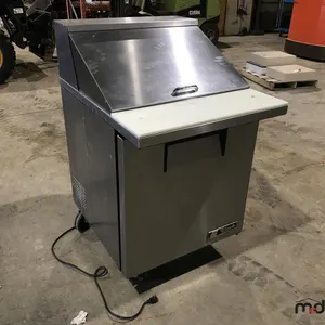 True TSSU2712MB Mega Top Solid Door Sandwich/Salad Refrigerator w/ Prep Counter
 UNRESERVED