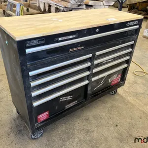 Husky Toolbox
 UNRESERVED